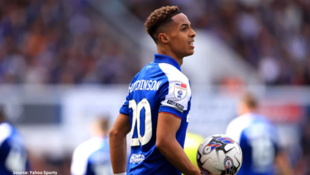Ipswich Town Secures Chelsea Star Omari Hutchinson in Club-Record Deal